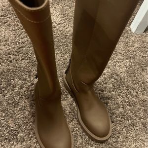 Zara boots size 37